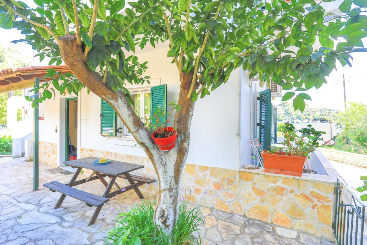 Zouli Athina Apartment Kalami  Bagian luar foto