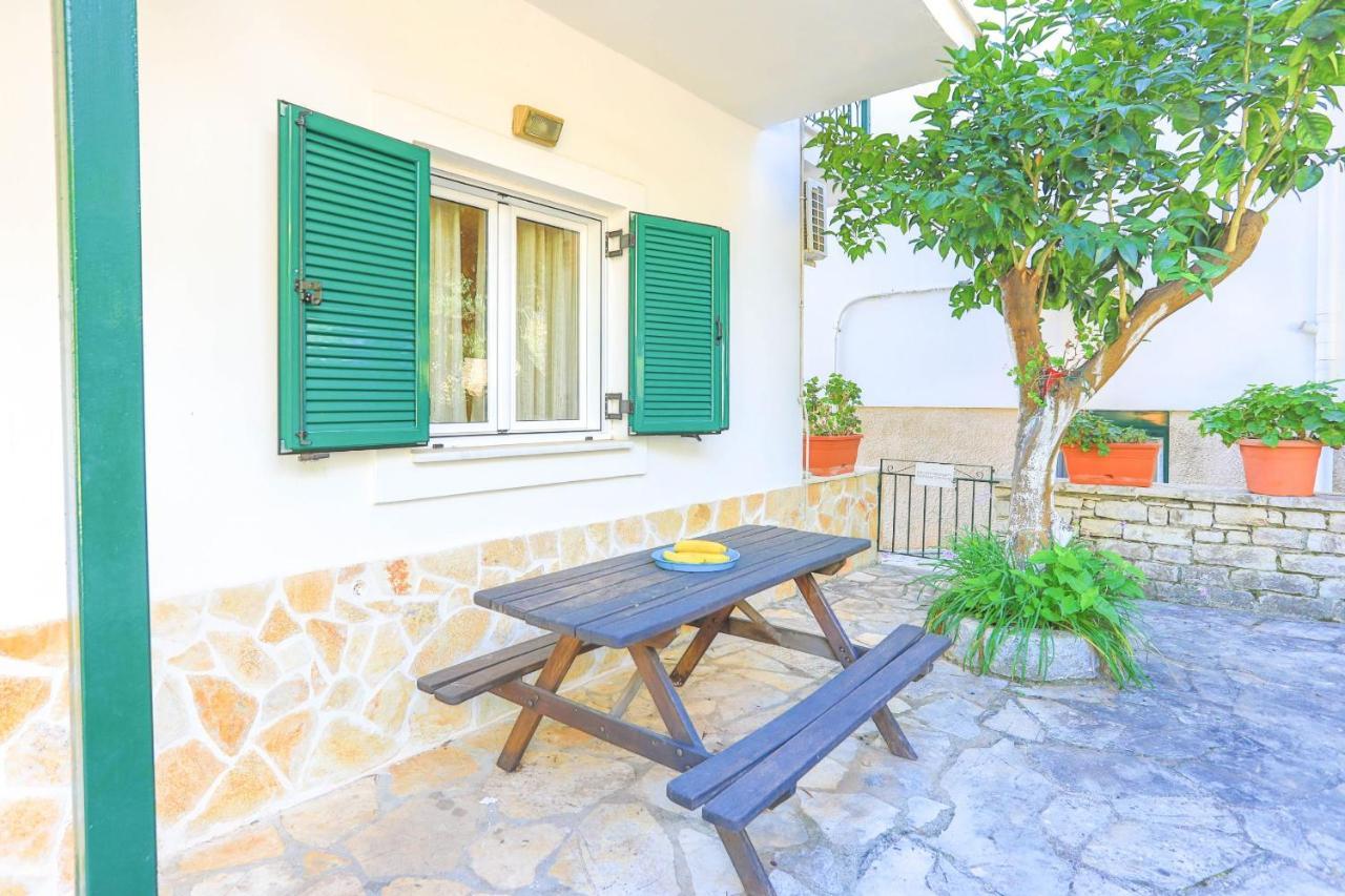 Zouli Athina Apartment Kalami  Bagian luar foto